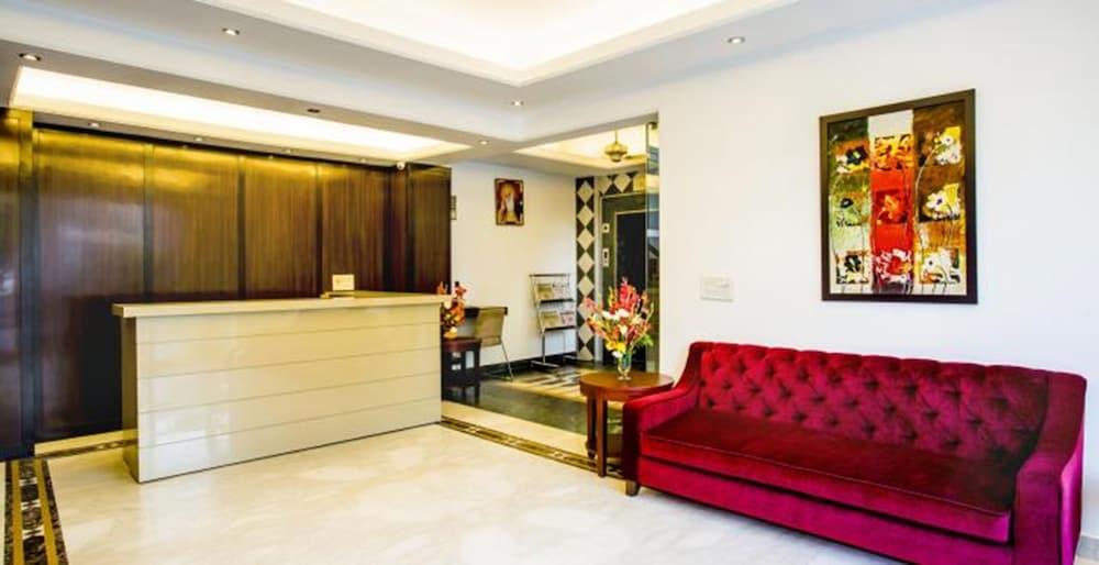 Clarks Inn Nehru Place Nowe Delhi Zewnętrze zdjęcie