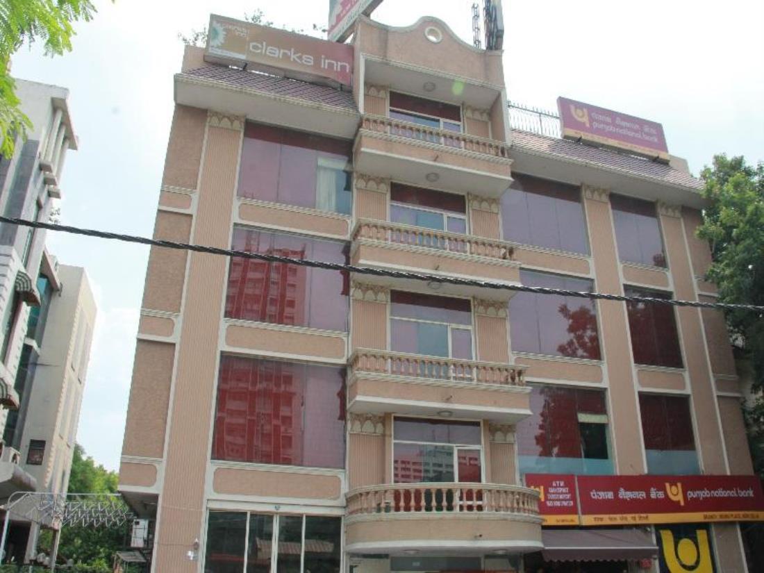 Clarks Inn Nehru Place Nowe Delhi Zewnętrze zdjęcie