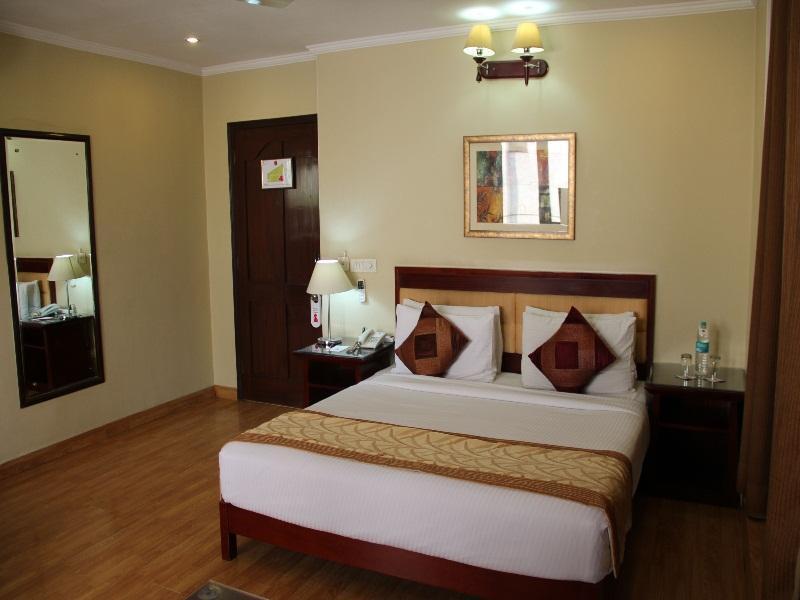 Clarks Inn Nehru Place Nowe Delhi Zewnętrze zdjęcie